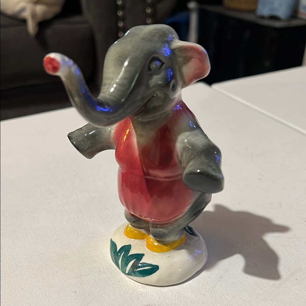 Vernon Kilns 1940 Vintage Disney Fantasia Elephant Figurine #25 Made in USA Rare